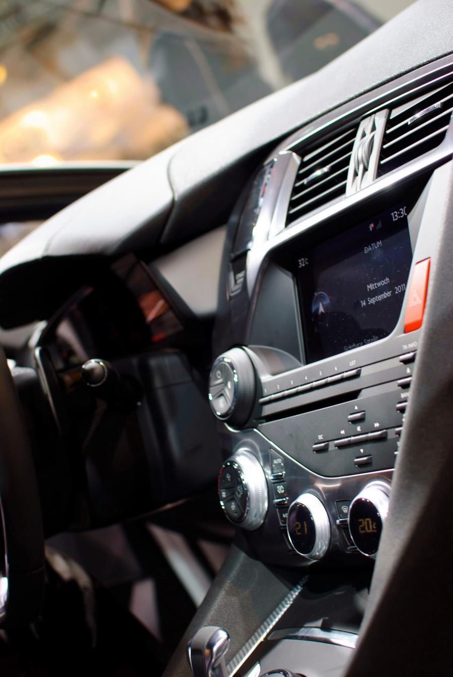  Citroen DS5 2012 года  (фото 144 из 182)